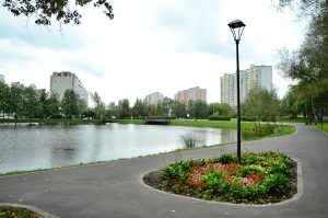 В Московской прокуратуре напомнили об ответственности за незаконный запуск беспилотников. Фото: Анна Быкова, «Вечерняя Москва»