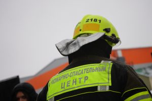 Сотрудники пожарных бригад начали дежурить в лесопарковых зонах Москвы. Фото: Анна Быкова, «Вечерняя Москва»